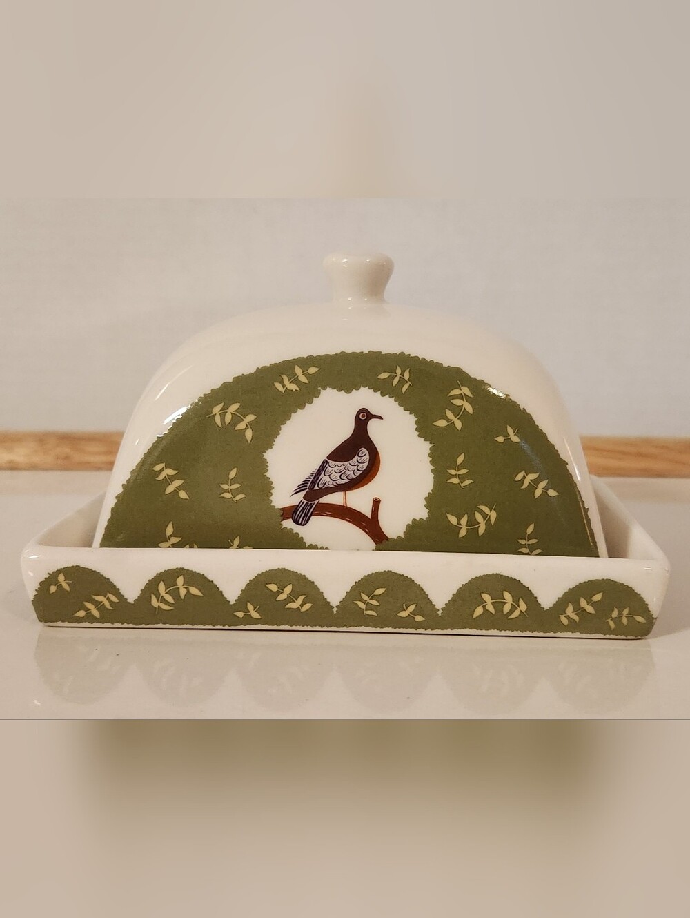 Vintage Fishs Eddy Covered Butter Dish Bird Pattern Green White by Jess Maz